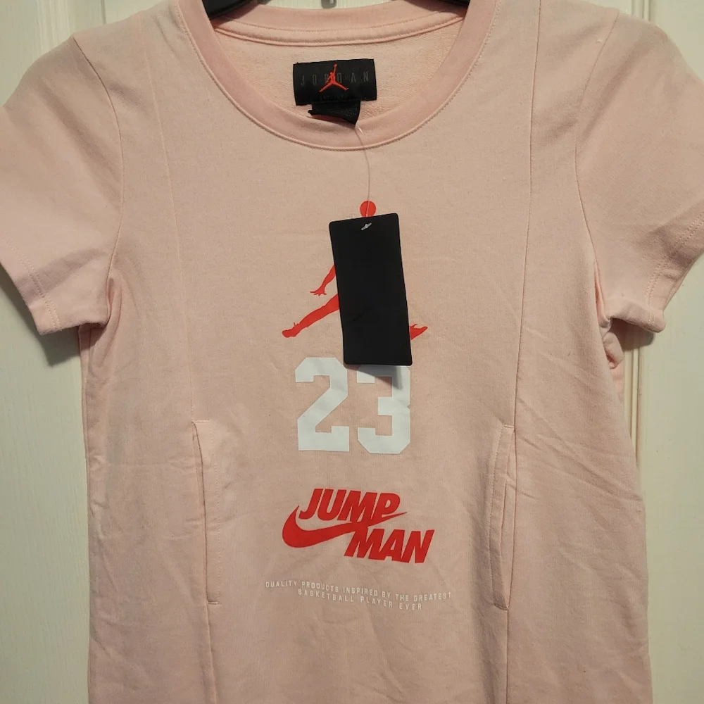 NWOT Air‎ Jordan Jumpman GIrls Shirt Dress Large Pink Crewneck Pullover.